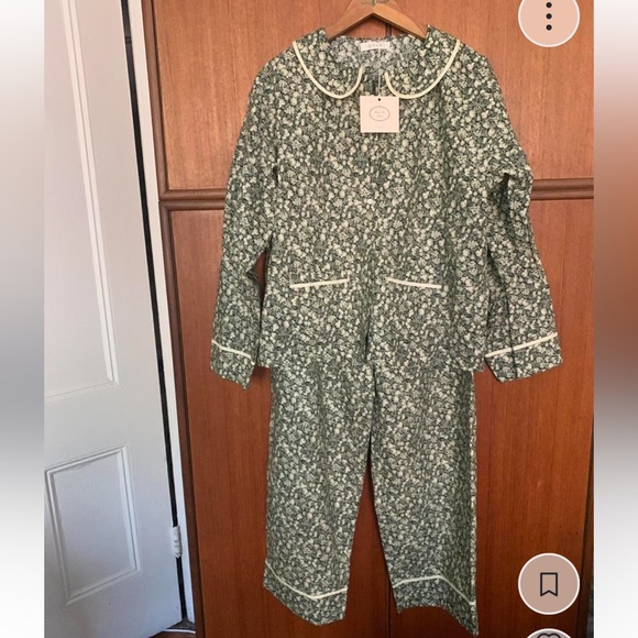 DÔEN Organic Cotton Green and White Patterned Fabric - Picture 2 of 5